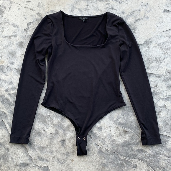 Body suit from Dynamite - Picture 2 of 5